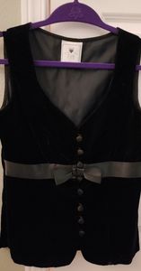 Corset style top.  EXCELLENT used condition.